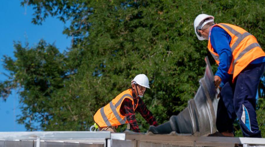Professional gutter cleaning in High Point, NC